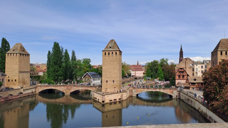 Strazbur